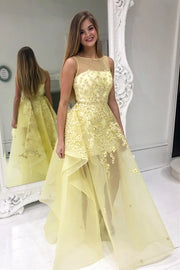 Daffodil Asymmetrical Jewel Neck A-Line Prom Dresses with Appliques