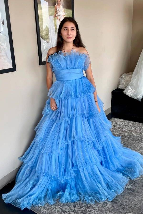 Chic Strapless Long A-Line Tulle Prom Dress