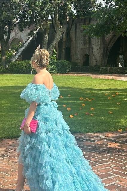 Blue Tiered Off-The-Shoulder V-Neck A-Line Tulle Prom Dresses