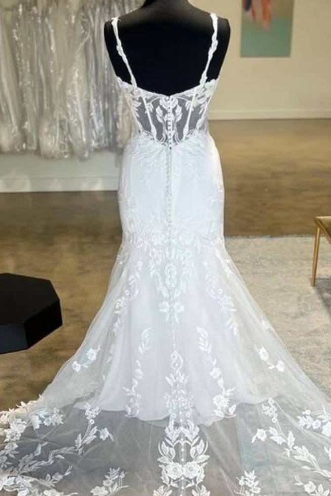 White Sweetheart Sleeveless Mermaid Lace Tulle Wedding Dresses with Train