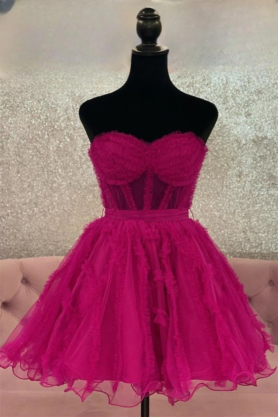 Fuchsia Sweetheart Strapless A-Line Short Tulle Homecoming Dresses with Ruffles