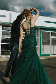 Dark Green Scoop Neck Mermaid Tulle Prom Dresses with Appliques