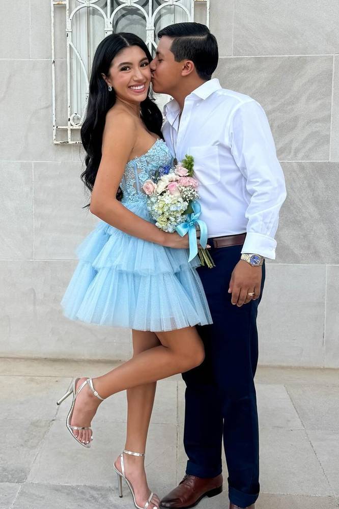 Light Blue Sweetheart A-Line Tulle Homecoming Dresses with Appliques