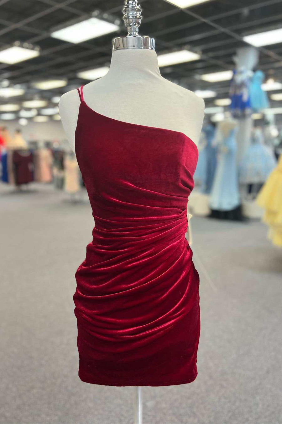 Burgundy One-Shoulder Sexy Velvet Bodycon Homecoming Dresses