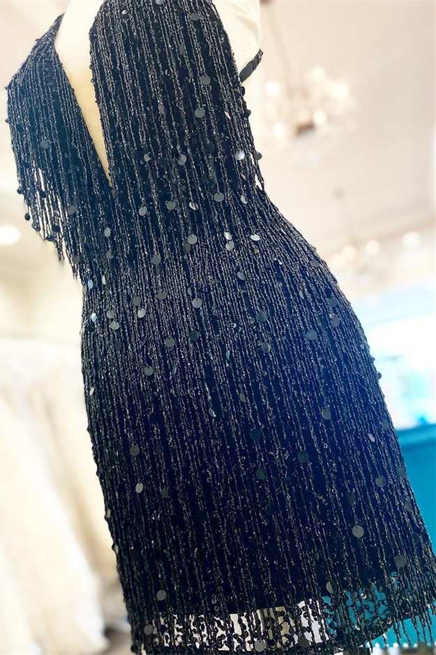 Black V-Neck Backless Short Sheath Homecoming Dresses with Tassel