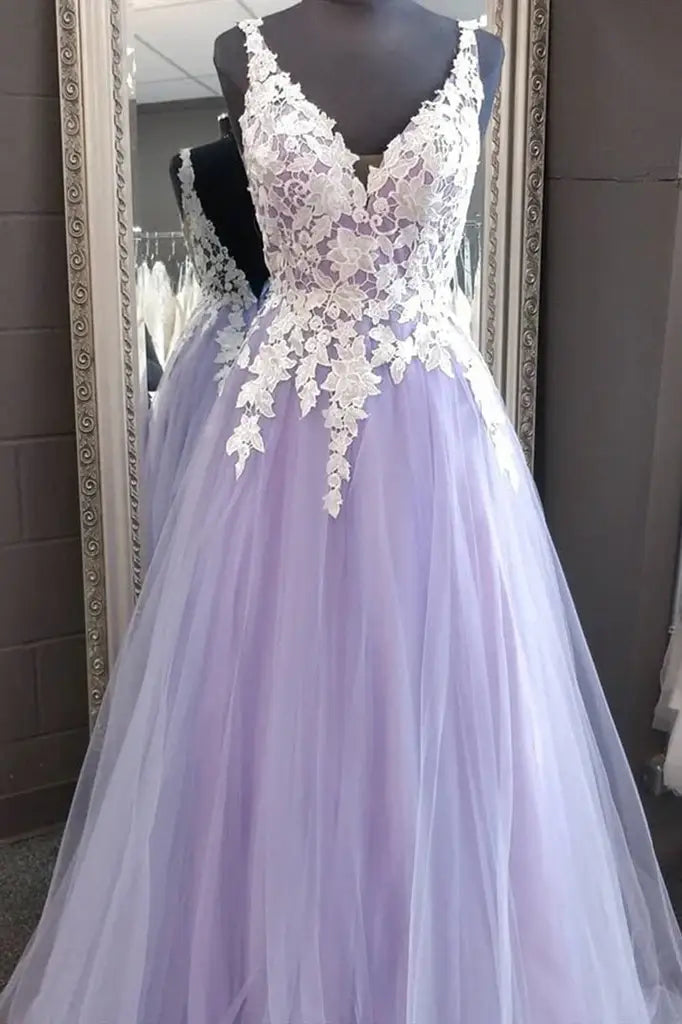 Lilac V-Neck A-Line Tulle Sleeveless Formal Prom Dresses with Appliques