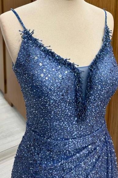 Fashionable Spaghetti Straps V-Neck Sleeveless Sequined Mermaid Prom Dresses with Slit