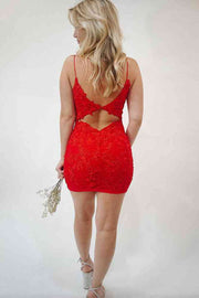 Exquisite Red V-Neck Spaghetti Straps Sheath Homecoming Dresses with Appliques