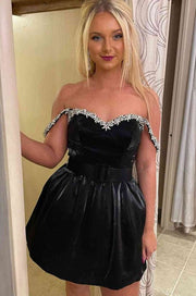 Black Off-The-Shoulder Sweetheart Homecoming Dresses with Rhinestones