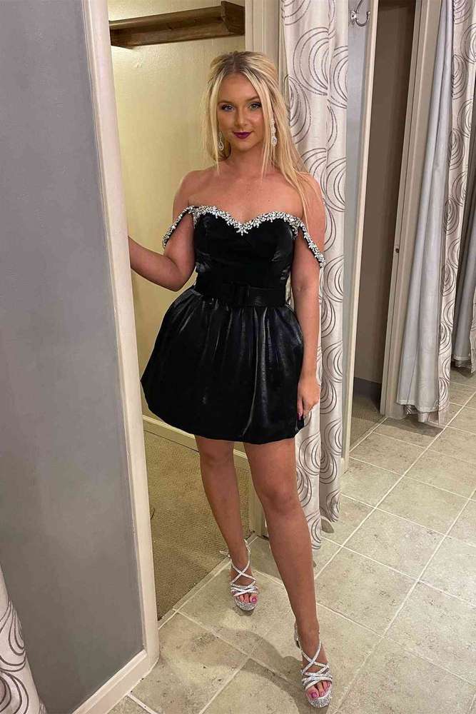 Black Off-The-Shoulder Sweetheart Homecoming Dresses with Rhinestones