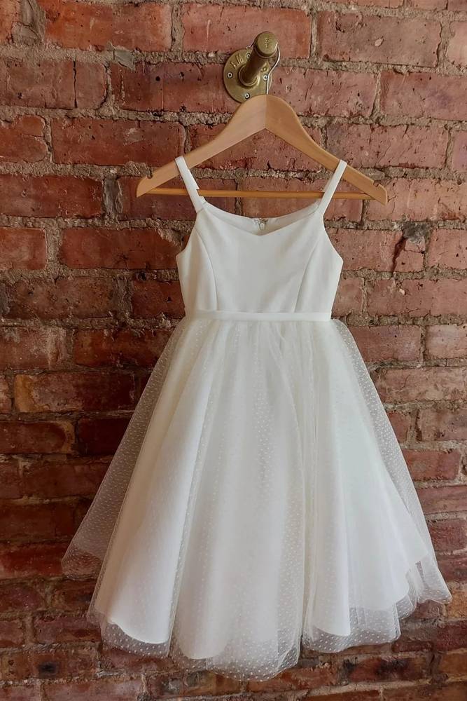 White V-Neck A-Line Tulle Flower Girl Dresses