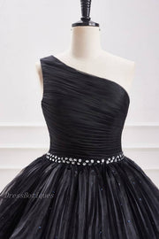 Sexy Black One-Shoulder A-Line Satin Short Tulle Homecoming Dresses with Sash