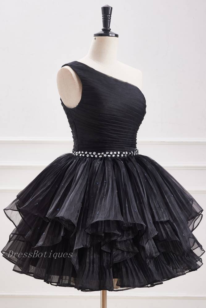 Sexy Black One-Shoulder A-Line Satin Short Tulle Homecoming Dresses with Sash