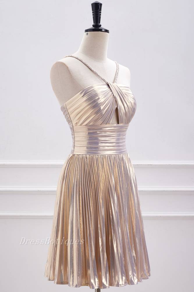 Sexy A-Line Metallic Short Homecoming Dresses with Ruffles