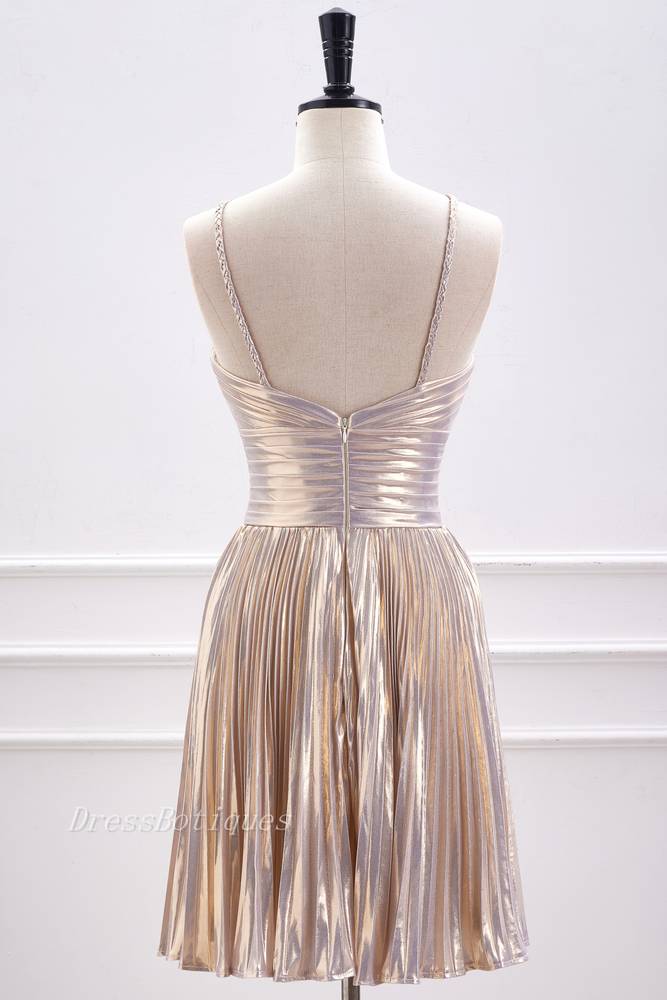 Sexy A-Line Metallic Short Homecoming Dresses with Ruffles