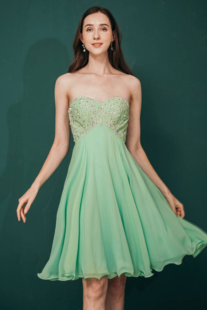 A-Line Strapless Knee-Length Chiffon Bridesmaid Dresses with Sequins