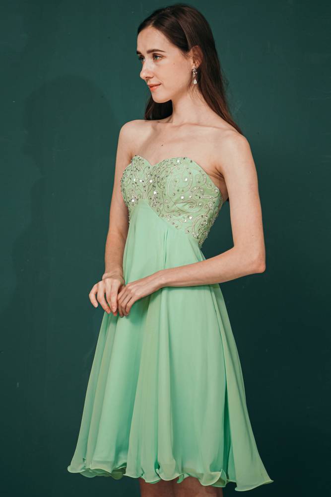 A-Line Strapless Knee-Length Chiffon Bridesmaid Dresses with Sequins