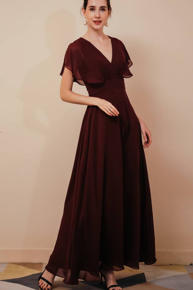 Cabernet V-Neck A-Line Chiffon Bridesmaid Dresses with Short Sleeves