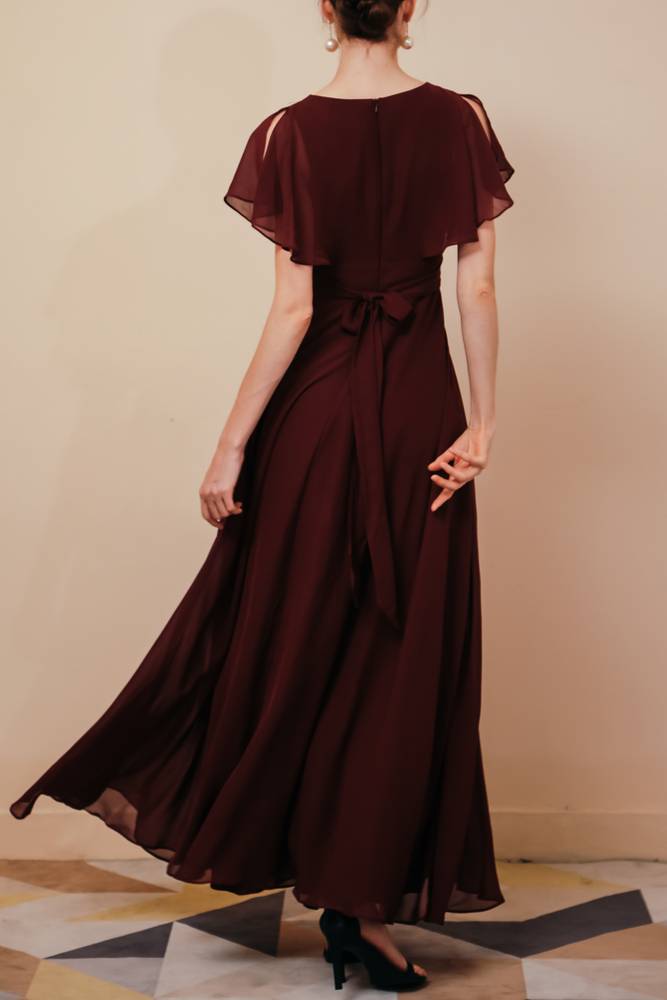 Cabernet V-Neck A-Line Chiffon Bridesmaid Dresses with Short Sleeves