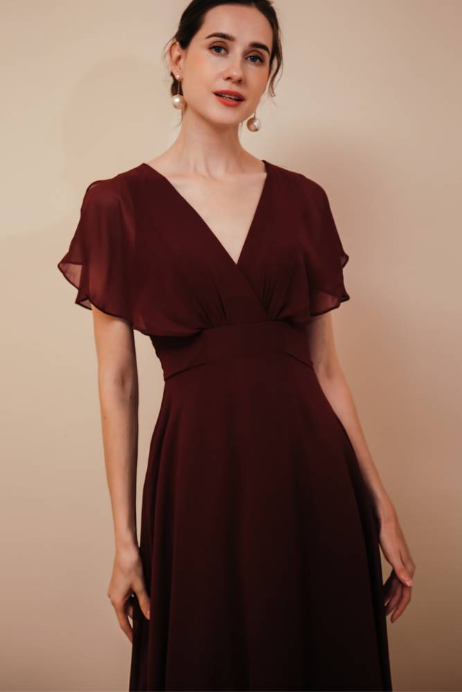 Cabernet V-Neck A-Line Chiffon Bridesmaid Dresses with Short Sleeves