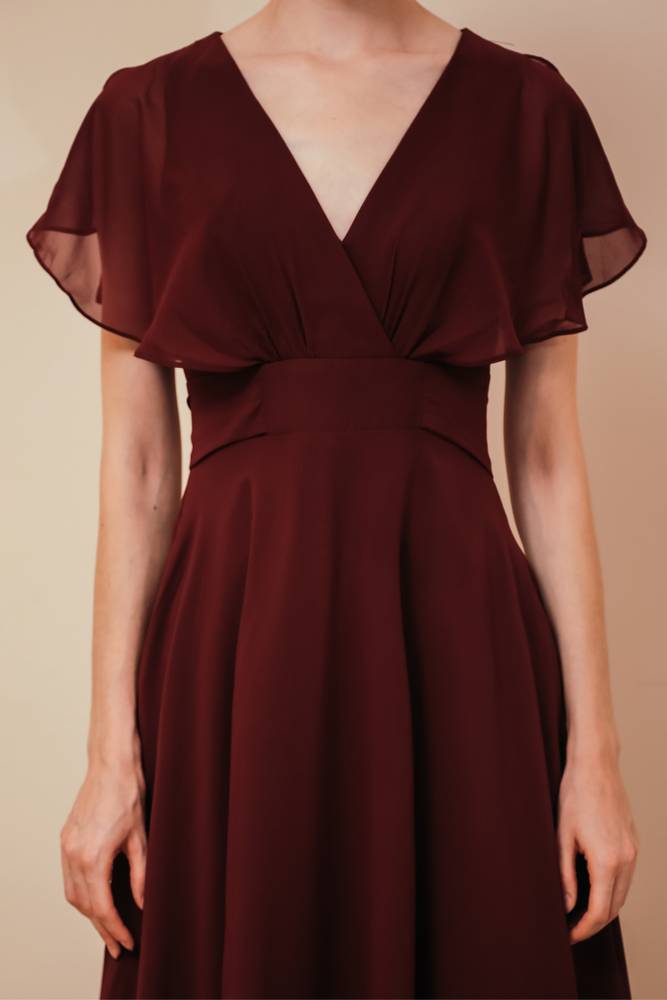 Cabernet V-Neck A-Line Chiffon Bridesmaid Dresses with Short Sleeves