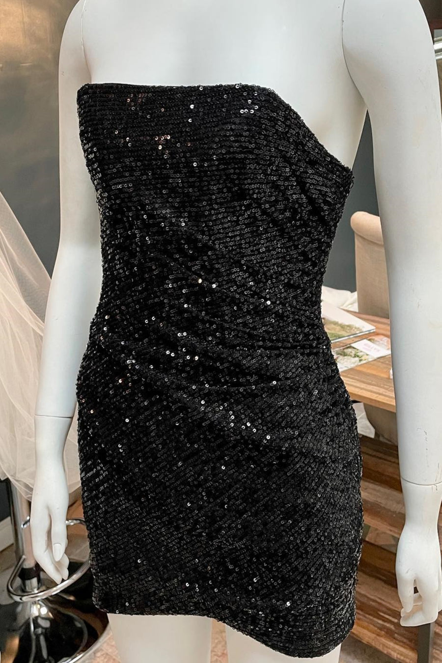 Black Strapless Sequined Mermaid Short Homecoming Dresses