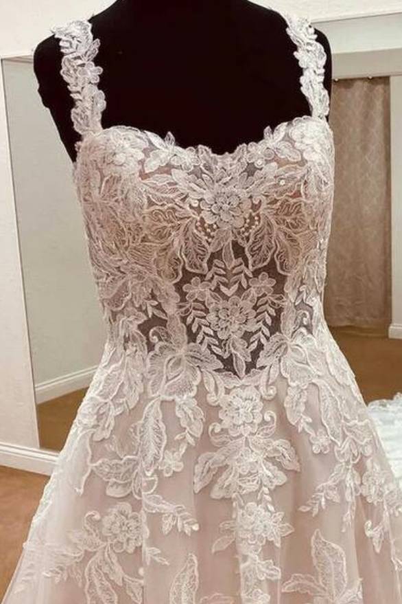 Exquisite Sweetheart Long A-Line Lace Wedding Dresses with Appliques