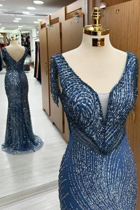 Fabulous Sequined  Sweep Train V-Neck Sleeveless Mermaid Prom Dresses with Tassel