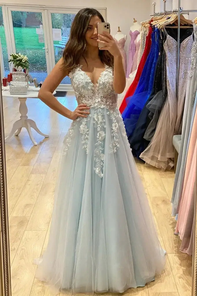 Sky Blue V-Neck Sleeveless A-Line Tulle Evening Dresses with Appliques