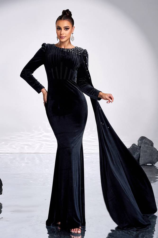 Black Watteau Train Long Sleeves Mermaid Velvet Evening Dresses with Beads