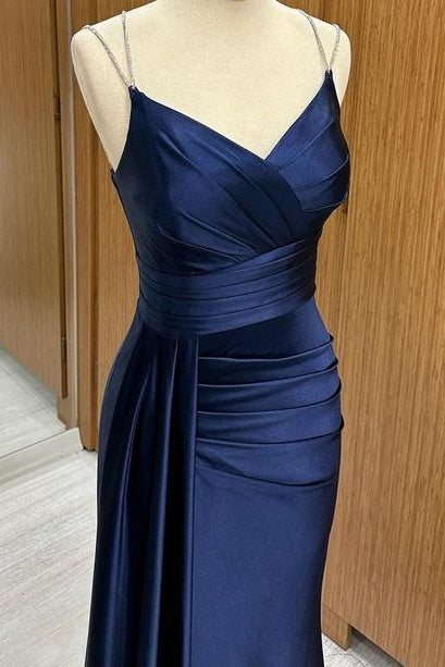 Fashionable Spaghetti Straps V-Neck Sleeveless Mermaid Satin Prom Dresses with Train