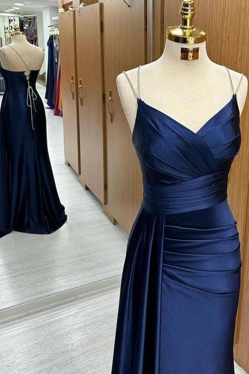 Fashionable Spaghetti Straps V-Neck Sleeveless Mermaid Satin Prom Dresses with Train