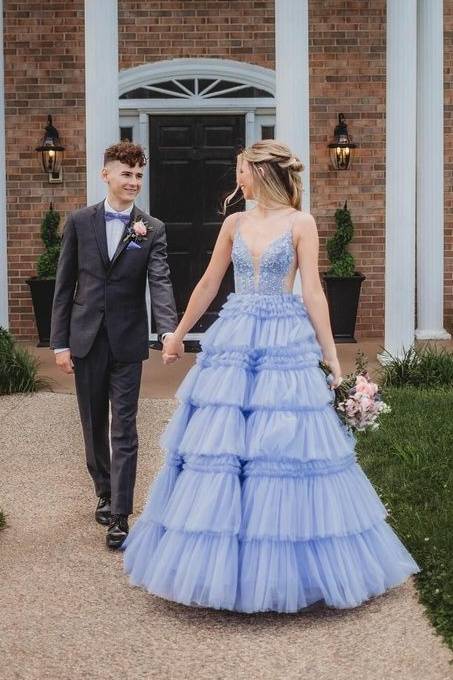 Lavender Tiered V-Neck Sleeveless Ball Gown Tulle Prom Dresses