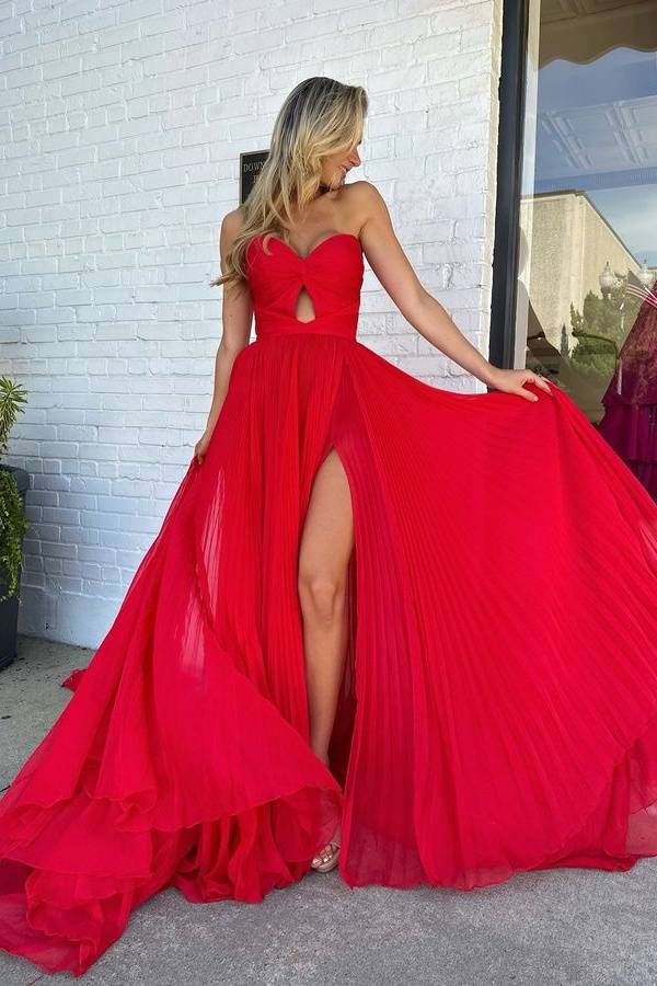 Red Strapless Sweetheart Tulle Split Front Prom Dresses