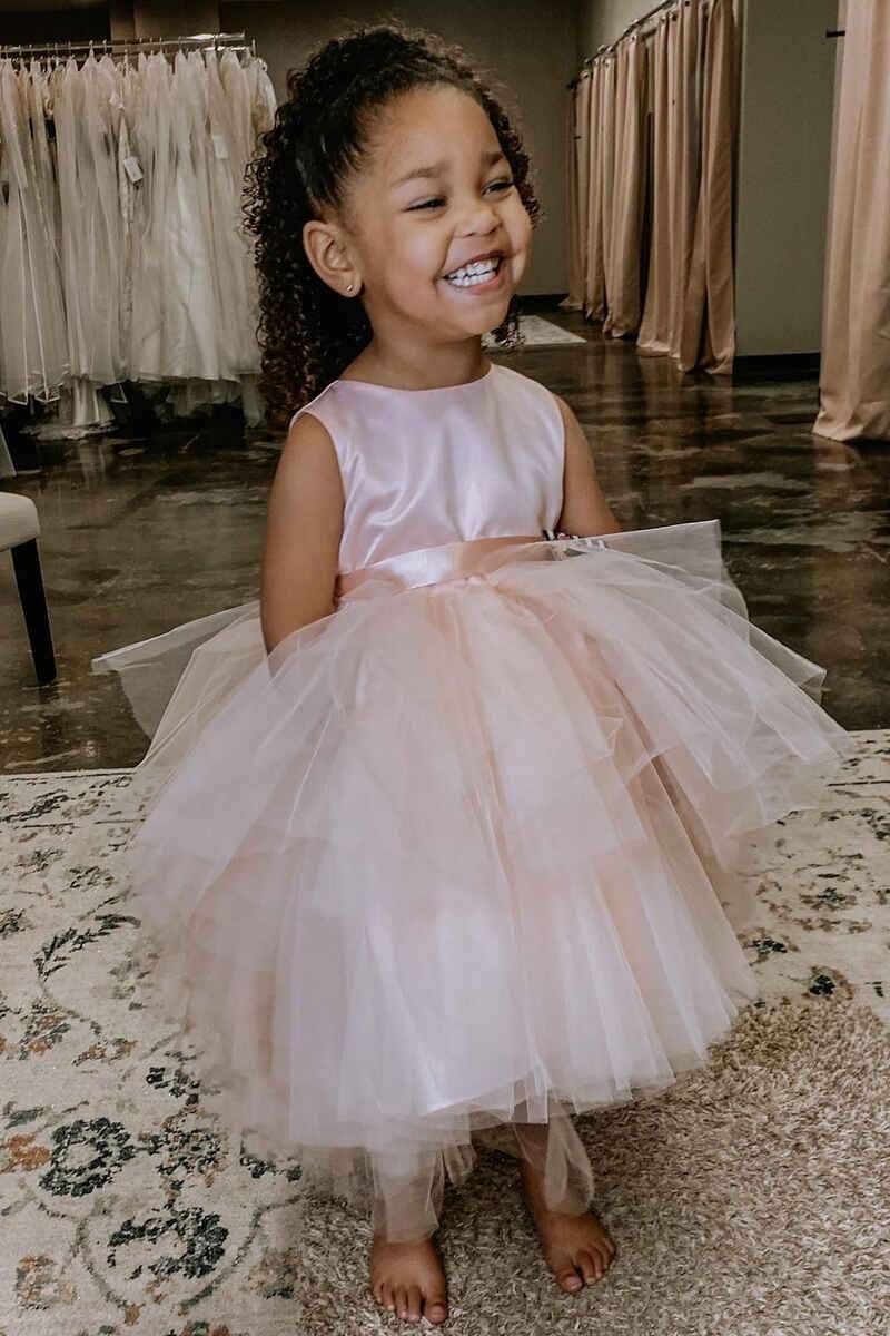 Crew Neck Ball Gown Tulle Flower Girl Dresses with Sash