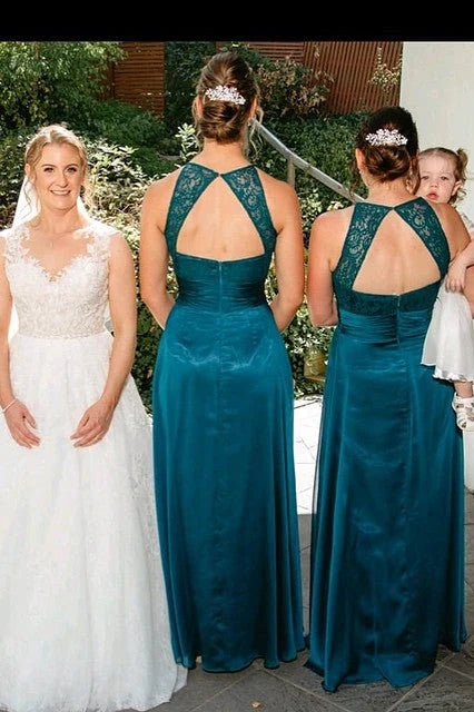 Chic Crew Neck A-Line Lace Sleeveless Bridesmaid Dresses