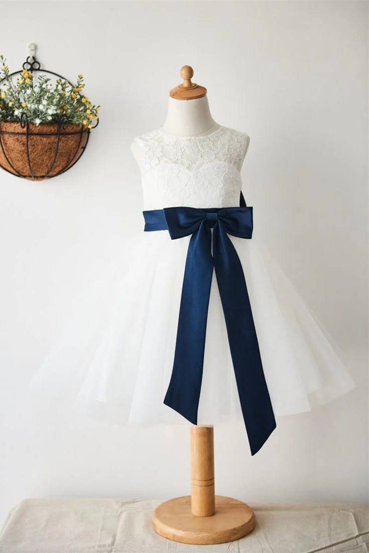 Crew Neck A-Line Lace Tulle Flower Girl Dresses with Sash