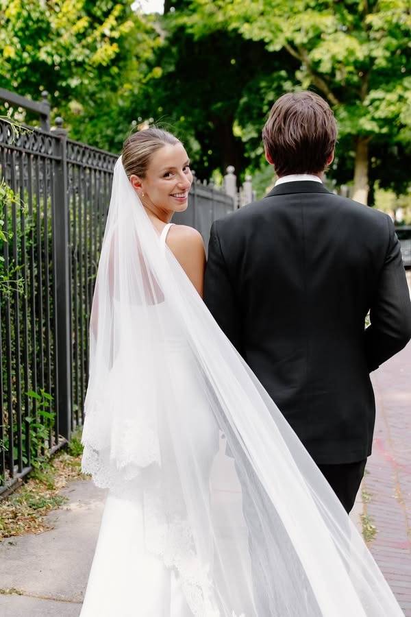 White Exquisite Square Neck Long Mermaid Satin Wedding Dresses