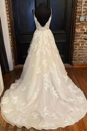 Stunning A-Line Long V-Neck Tulle Wedding Dresses with Appliques