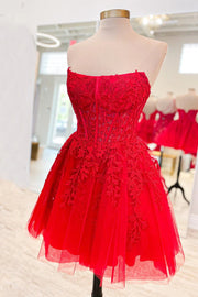 Red Strapless A-Line Short Tulle Homecoming Dresses with Appliques