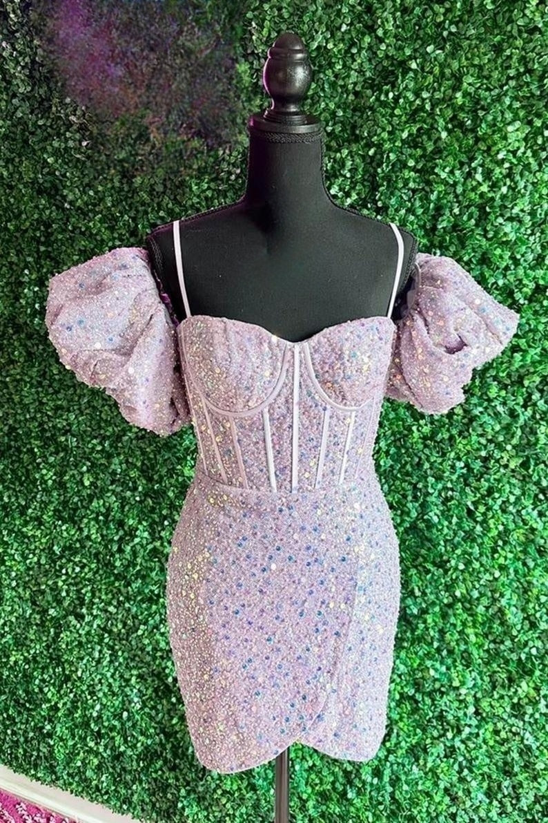 Light Pink Sequined Spaghetti Straps Puff Sleeves Short Homecoming Dresses