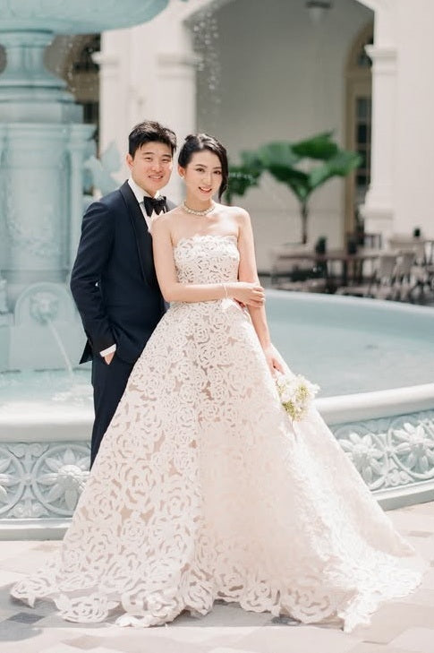 Charming Strapless Lace A-Line Long Wedding Dresses