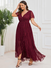 Graceful Plus Size A-Line Lace Formal Evening Dress with Sleeves