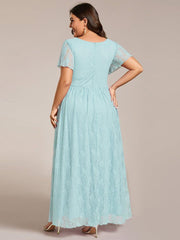 Graceful Plus Size A-Line Lace Formal Evening Dress with Sleeves