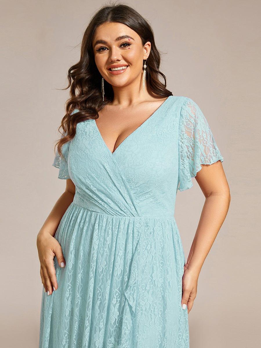 Graceful Plus Size A-Line Lace Formal Evening Dress with Sleeves
