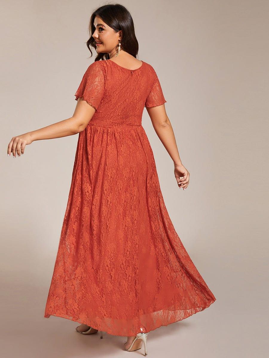 Graceful Plus Size A-Line Lace Formal Evening Dress with Sleeves