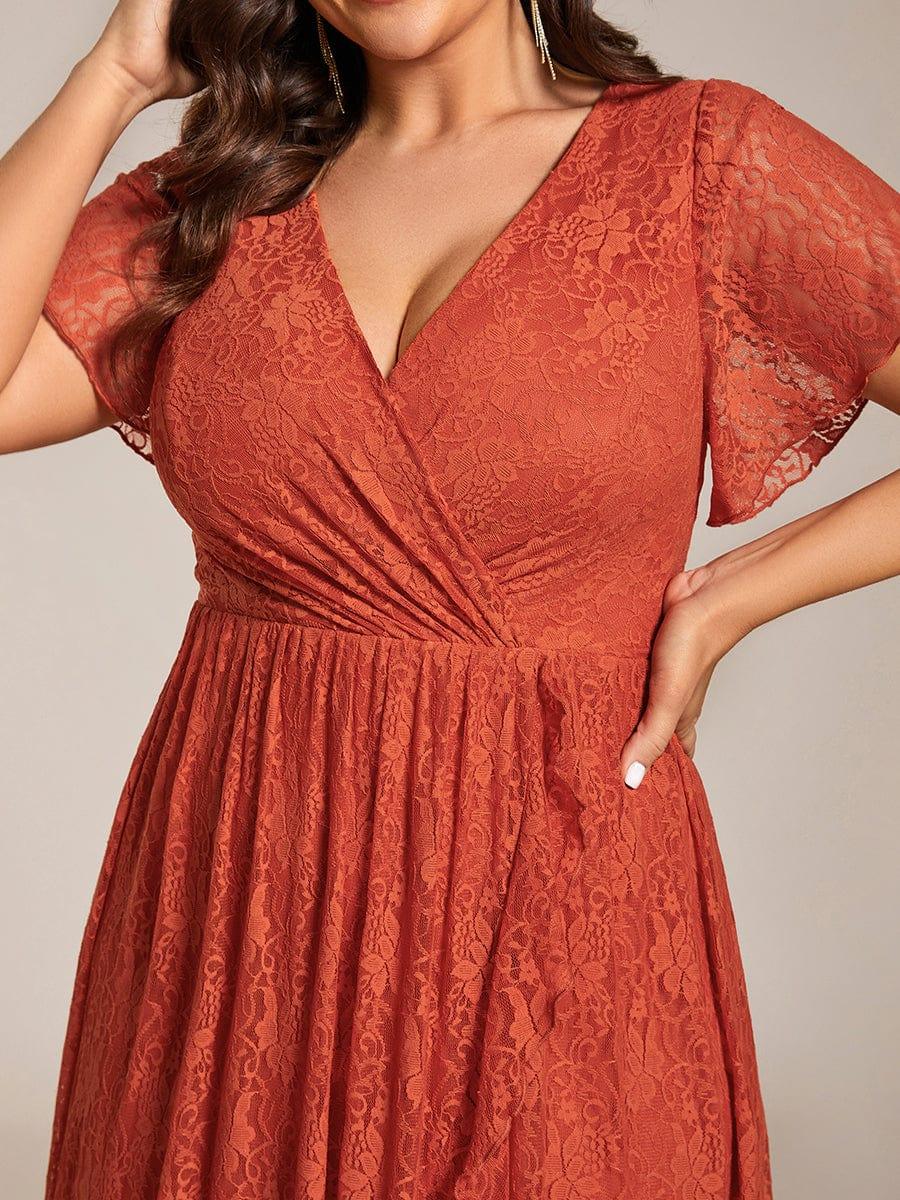 Graceful Plus Size A-Line Lace Formal Evening Dress with Sleeves