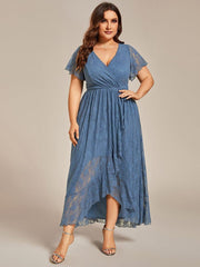 Graceful Plus Size A-Line Lace Formal Evening Dress with Sleeves