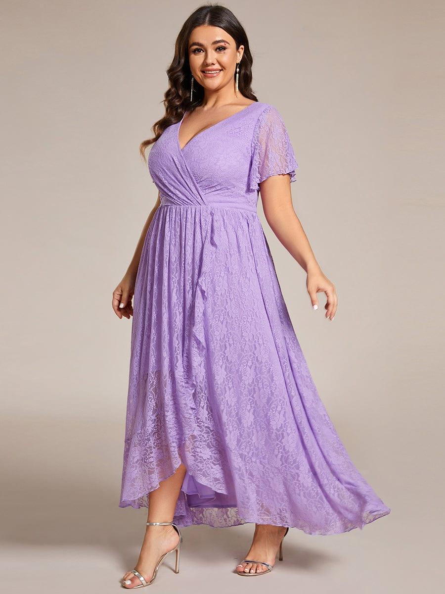 Graceful Plus Size A-Line Lace Formal Evening Dress with Sleeves