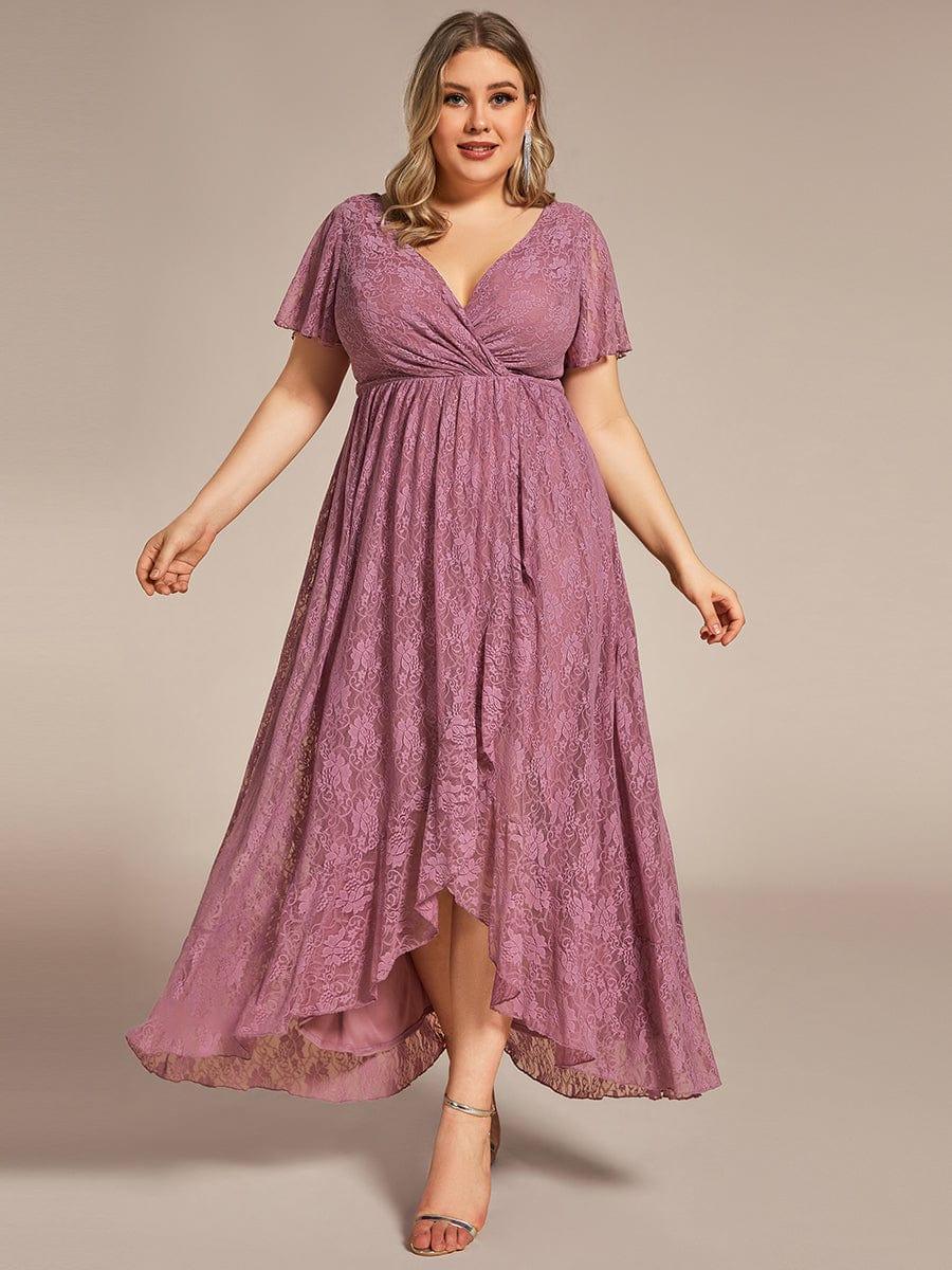 Graceful Plus Size A-Line Lace Formal Evening Dress with Sleeves